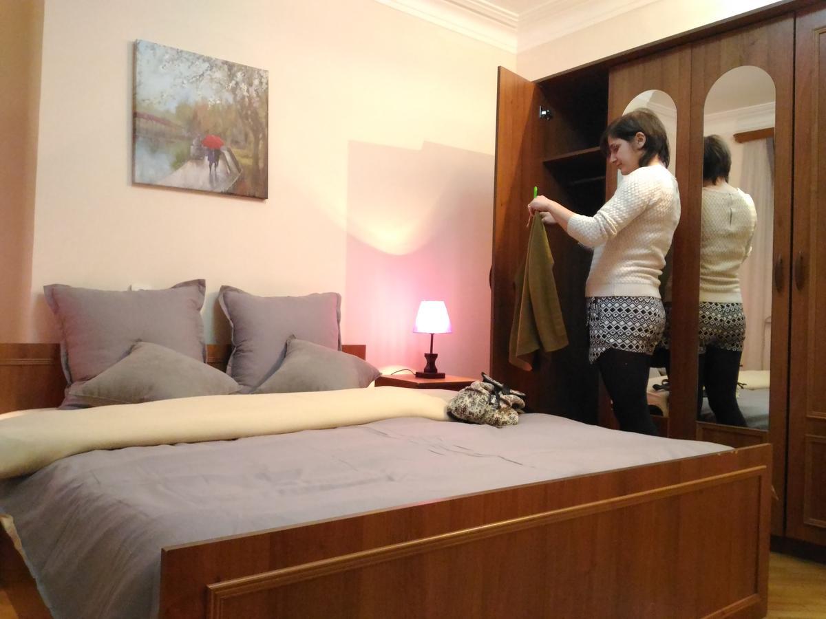 Jasmine Mini Hotel Tbilisi Eksteriør bilde
