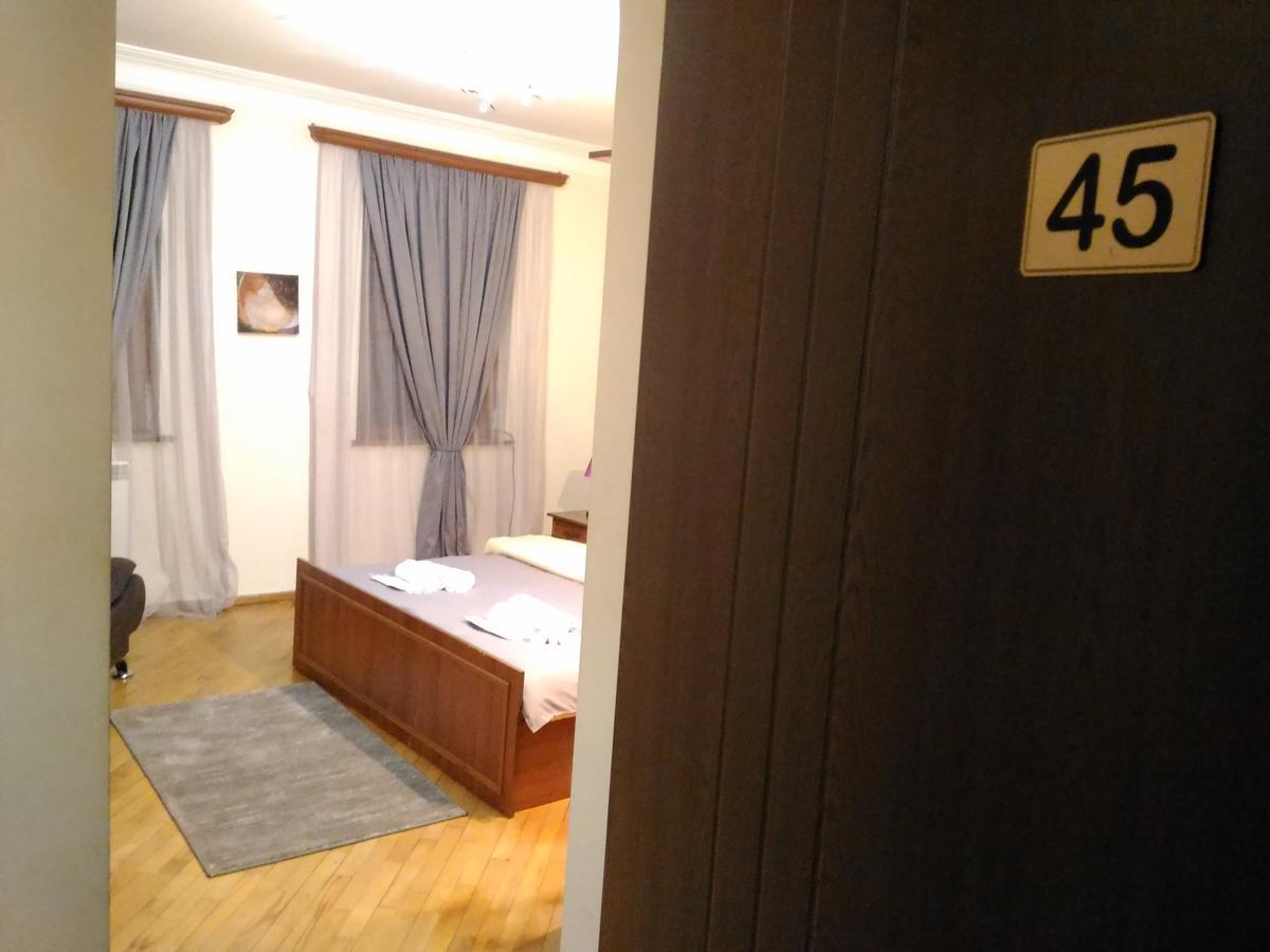 Jasmine Mini Hotel Tbilisi Eksteriør bilde